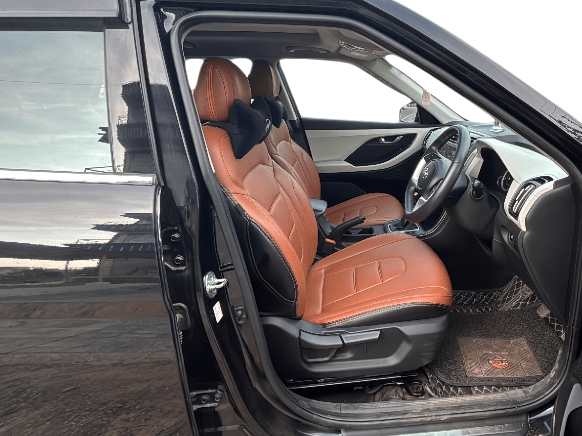 2022 Hyundai Creta SX 1.5 PETROL, Petrol, Manual, 61,000 km, Right Side Front Door Cabin