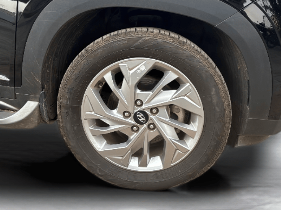2022 Hyundai Creta SX 1.5 PETROL, Petrol, Manual, 61,000 km, Right Front Wheel