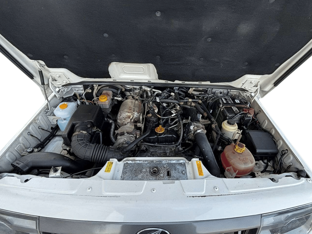 2021 Mahindra Bolero B6, Diesel, Manual, 75,537 km, Open Bonnet