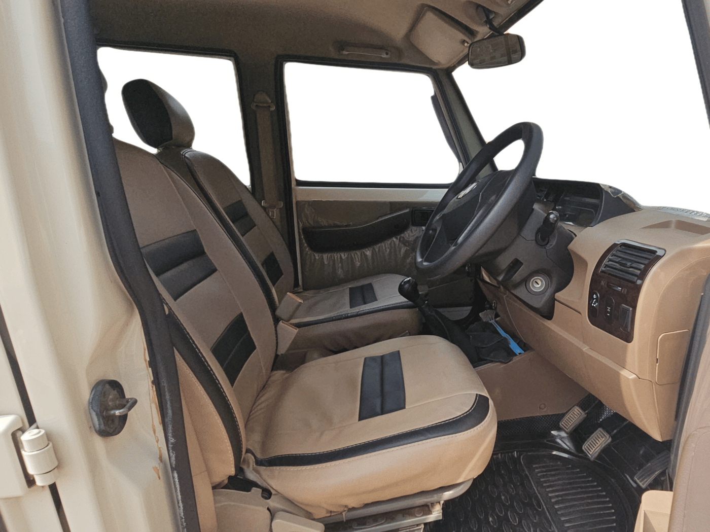 2021 Mahindra Bolero B6, Diesel, Manual, 75,537 km, Right Side Front Door Cabin