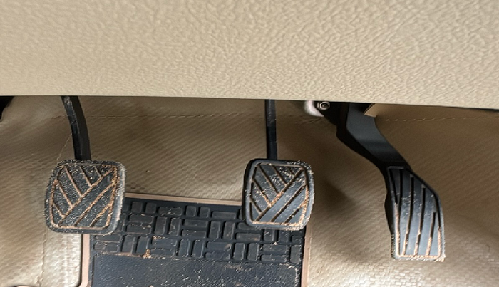 2022 Maruti Ciaz ZETA 1.5 SHVS MT PETROL, Petrol, Manual, 16,752 km, Pedals