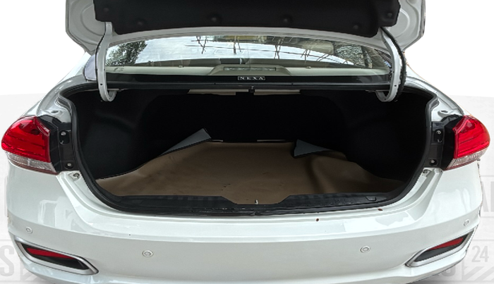 2022 Maruti Ciaz ZETA 1.5 SHVS MT PETROL, Petrol, Manual, 16,752 km, Boot Inside