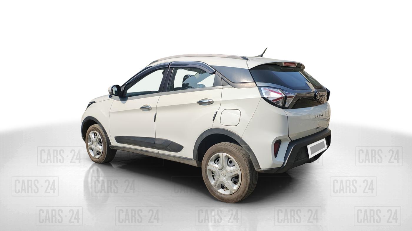 2022 Tata NEXON XM PLUS SUNROOF DIESEL, Diesel, Manual, 75,140 km, Left Back Diagonal
