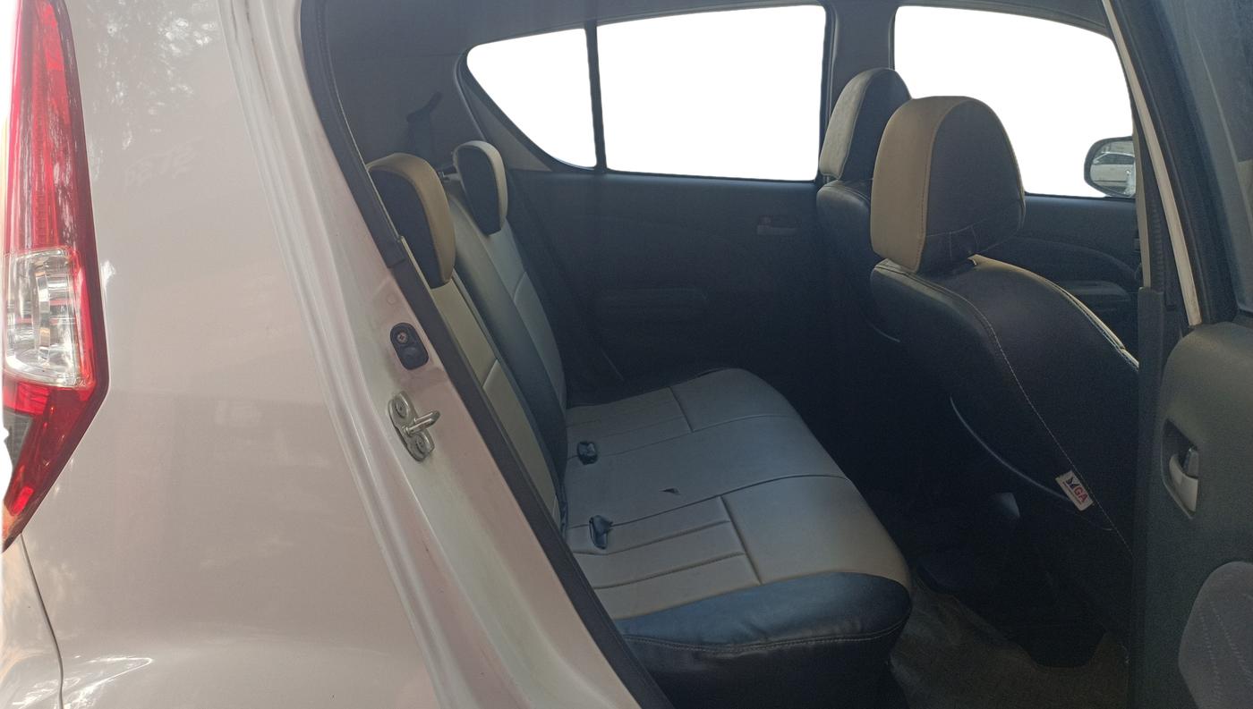2012 Maruti Ritz VDI, Diesel, Manual, 82,166 km, Right Side Rear Door Cabin