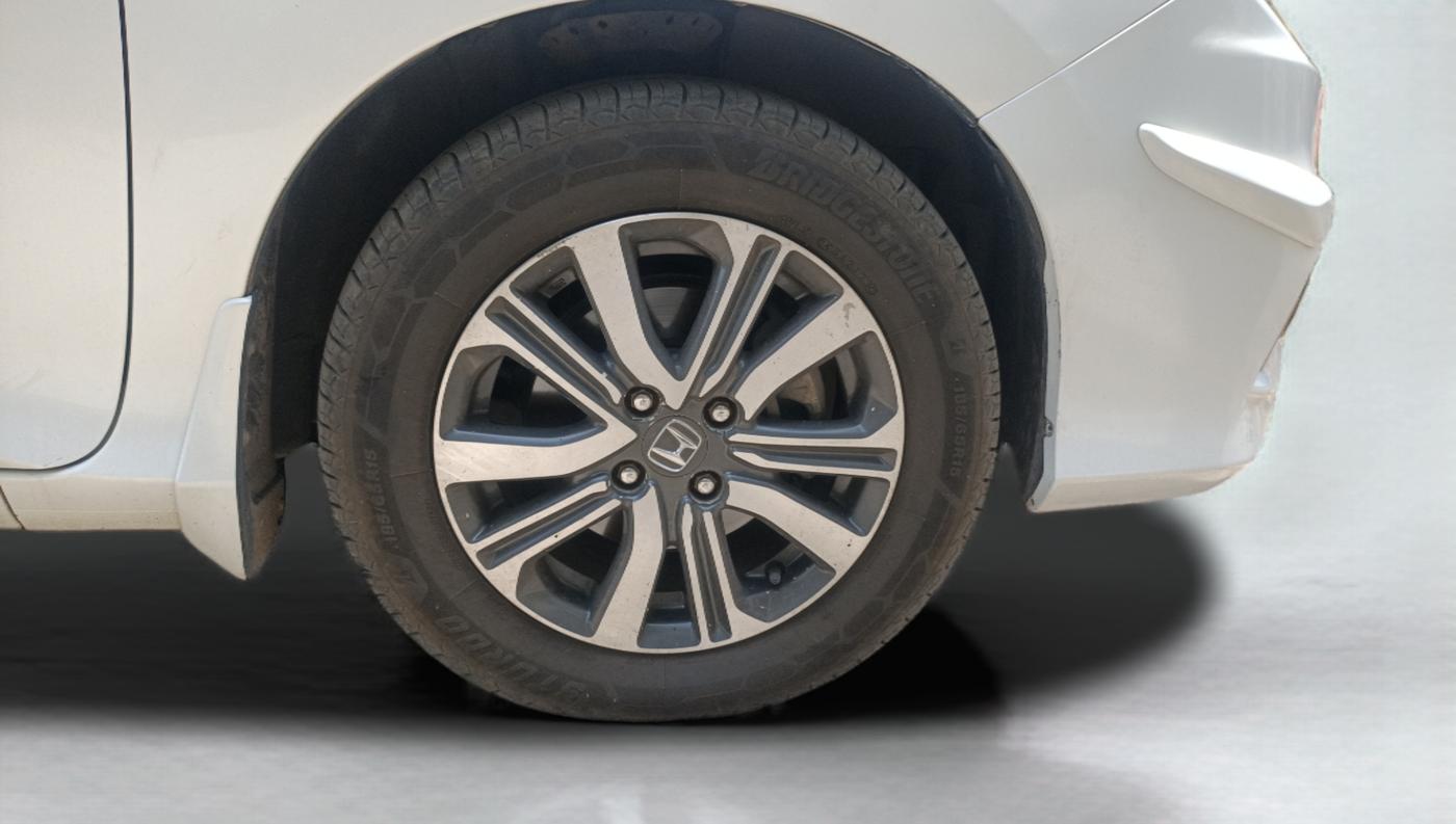 2017 Honda City 1.5L I-DTEC V, Diesel, Manual, 81,565 km, Right Front Wheel