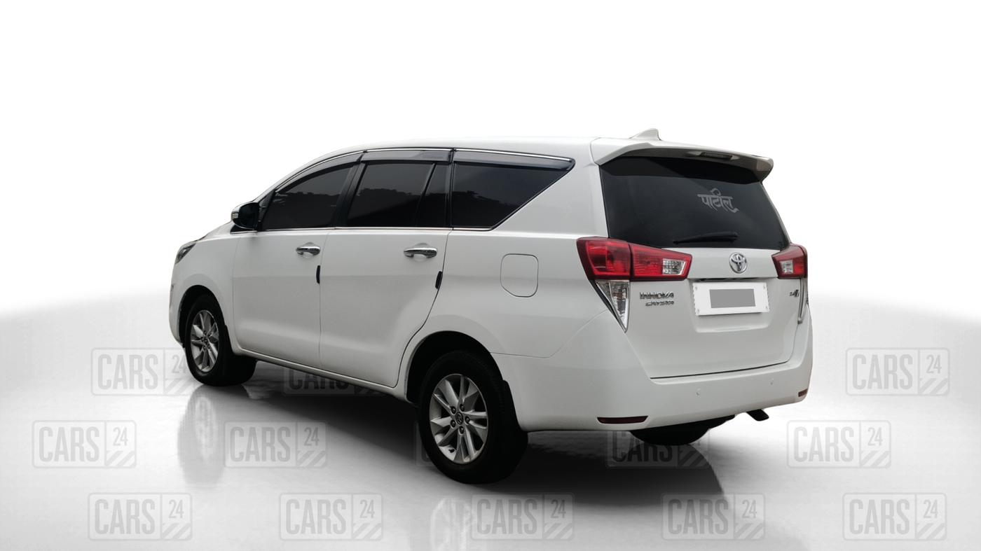 2016 Toyota Innova Crysta 2.4 VX 8 STR, Diesel, Manual, 1,07,770 km, Left Back Diagonal