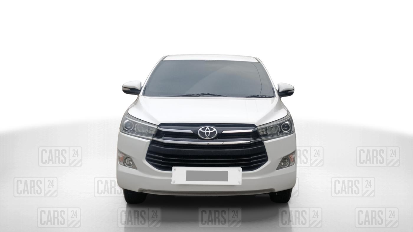 2016 Toyota Innova Crysta 2.4 VX 8 STR, Diesel, Manual, 1,07,770 km, Front