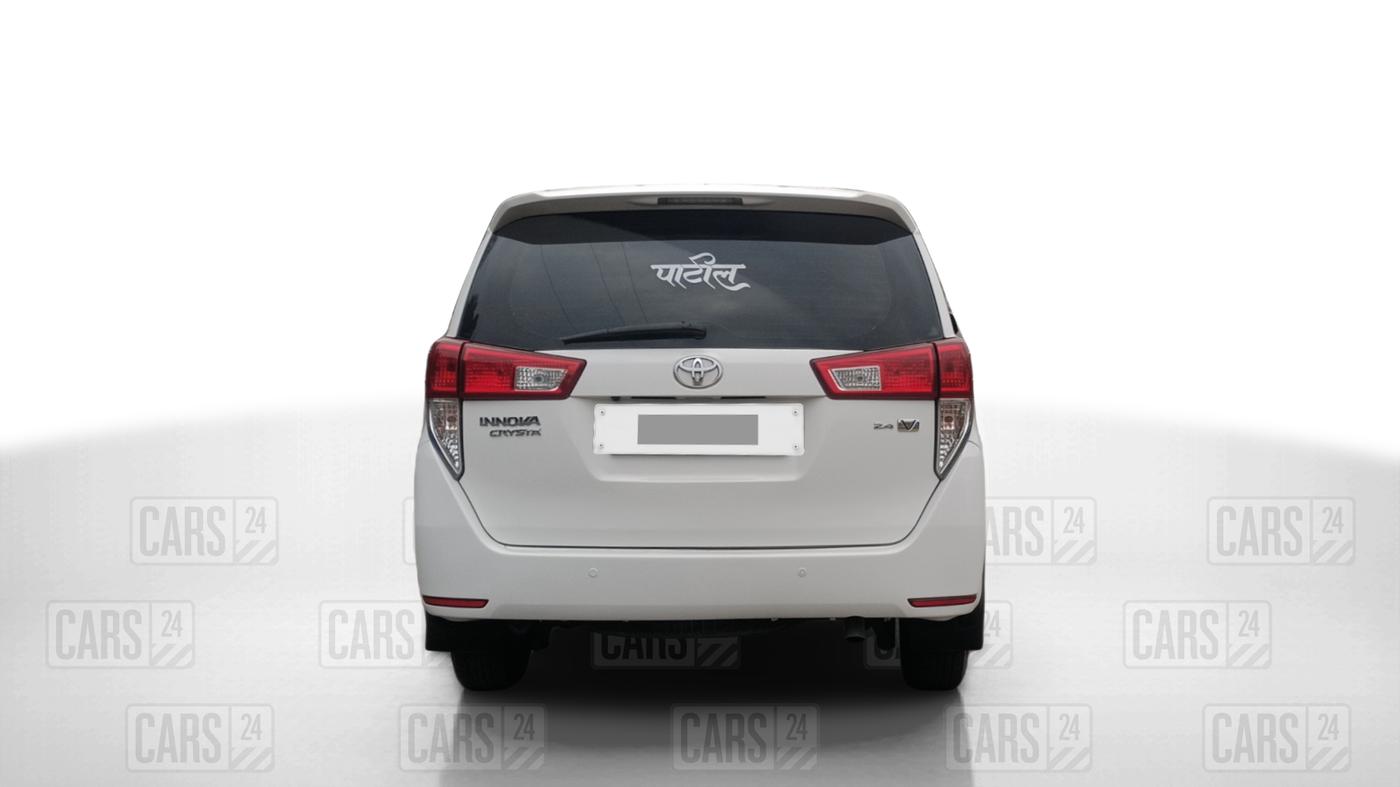 2016 Toyota Innova Crysta 2.4 VX 8 STR, Diesel, Manual, 1,07,770 km, Back/Rear