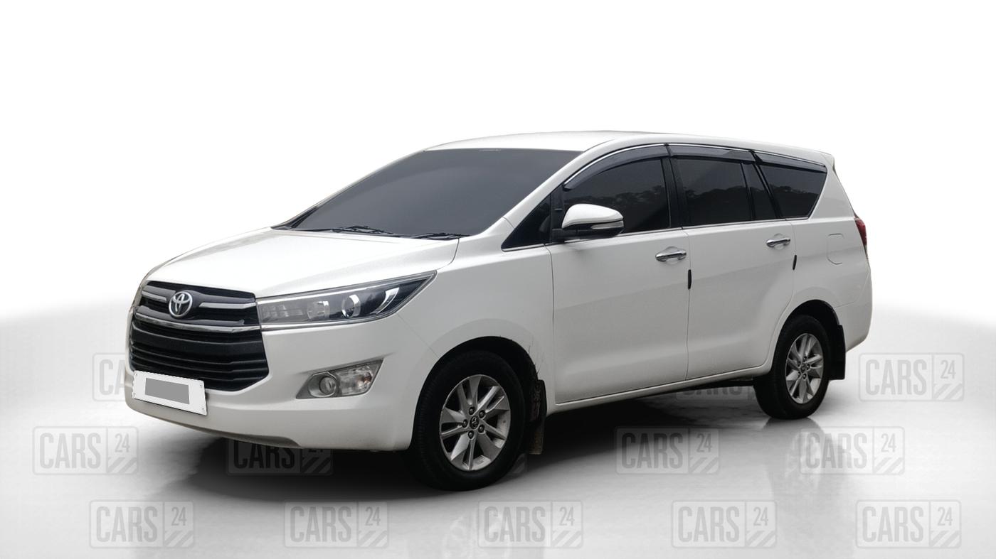 2016 Toyota Innova Crysta 2.4 VX 8 STR, Diesel, Manual, 1,07,770 km, Left Front Diagonal