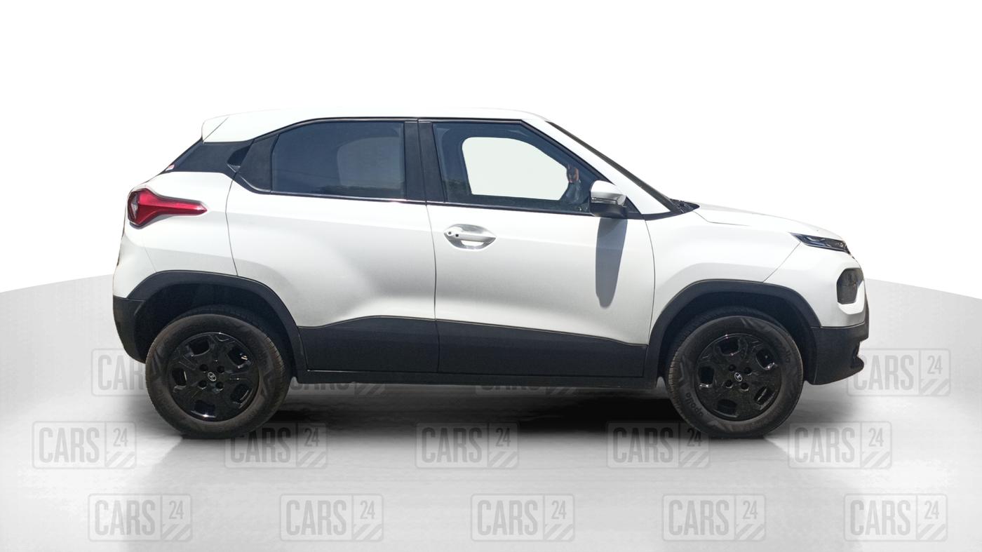 2021 Tata PUNCH ACCOMPLISHED MT, Petrol, Manual, 31,000 km, Right Side View