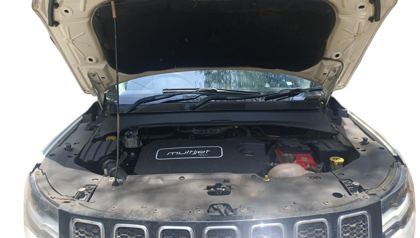 2018 Jeep Compass LIMITED 2.0 DIESEL, Diesel, Manual, 81,425 km, Open Bonnet