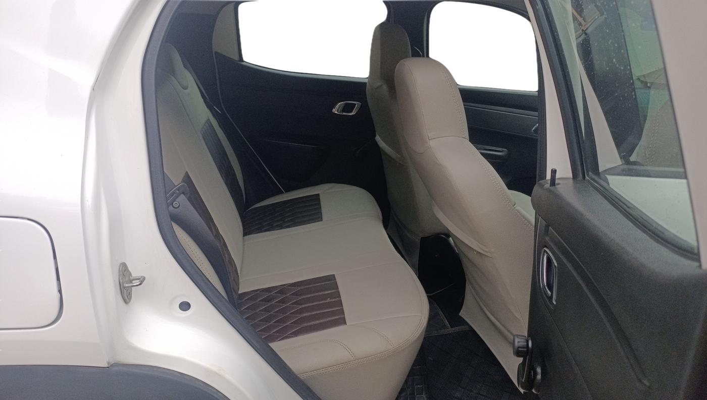 2019 Renault Kwid RXT 1.0 AMT (O), Petrol, Automatic, 17,980 km, Right Side Rear Door Cabin