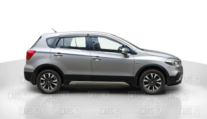 2017 Maruti S Cross ALPHA 1.3, Diesel, Manual, 80,233 km, Right Side View