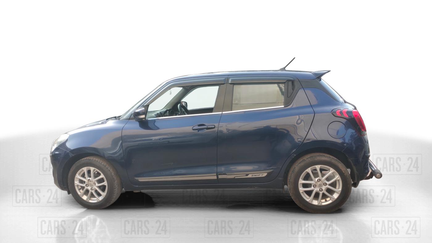 2018 Maruti Swift ZXI, Petrol, Manual, 1,04,882 km, Left Side