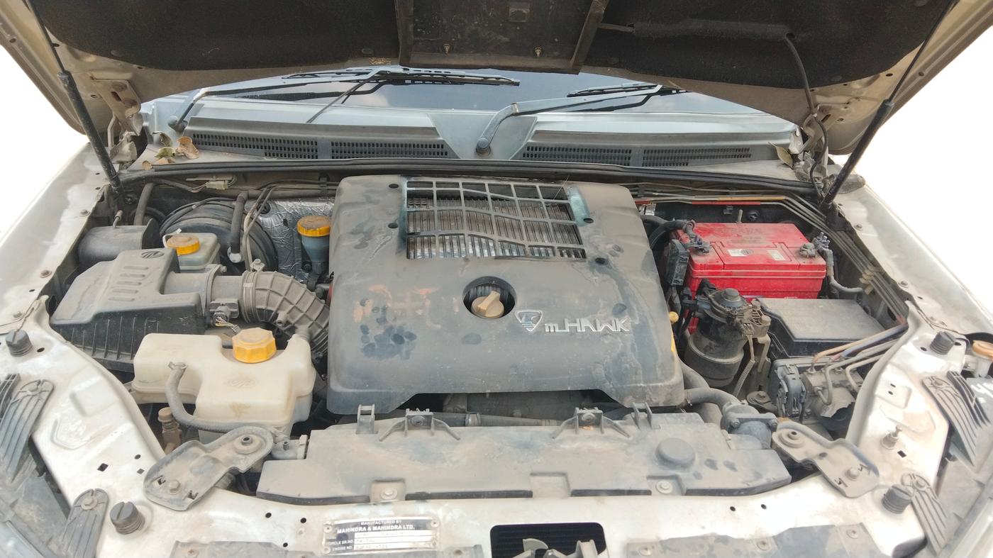 2015 Mahindra Scorpio S10, Diesel, Manual, 82,852 km, Open Bonnet