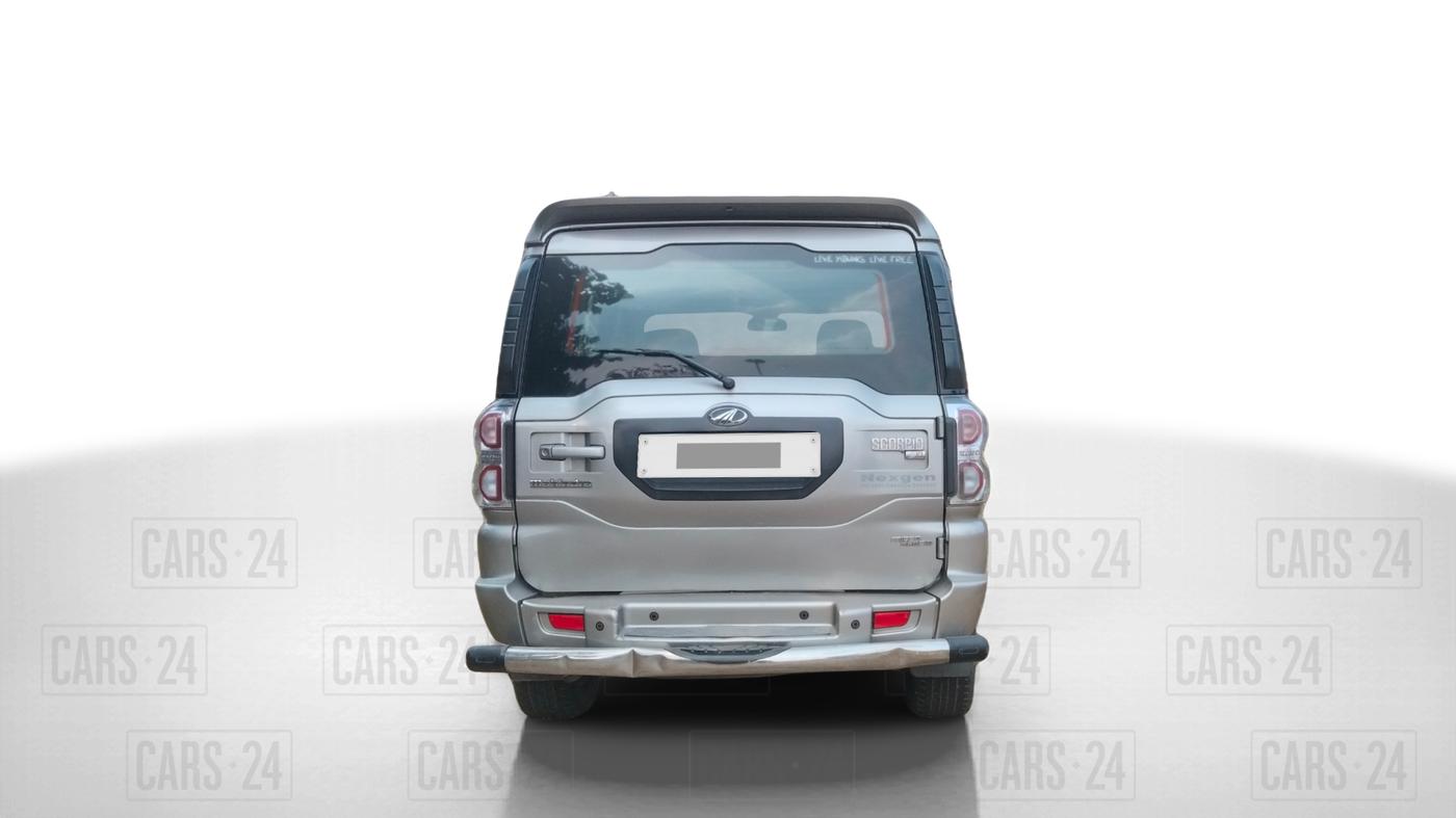 2015 Mahindra Scorpio S10, Diesel, Manual, 82,852 km, Back/Rear