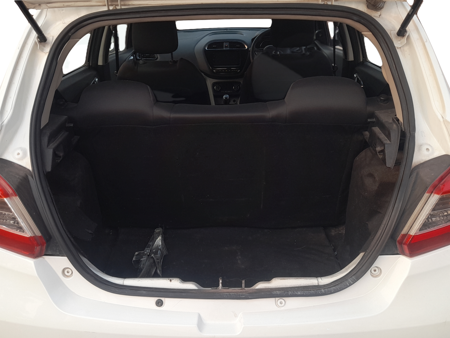 2019 Tata Tiago XZ PLUS PETROL, Petrol, Manual, 54,648 km, Boot Inside