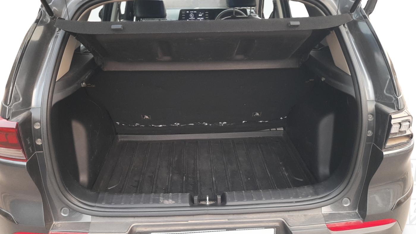 2022 KIA SONET HTX ANNIVERSARY EDITION 1.5, Diesel, Manual, 82,084 km, Boot Inside