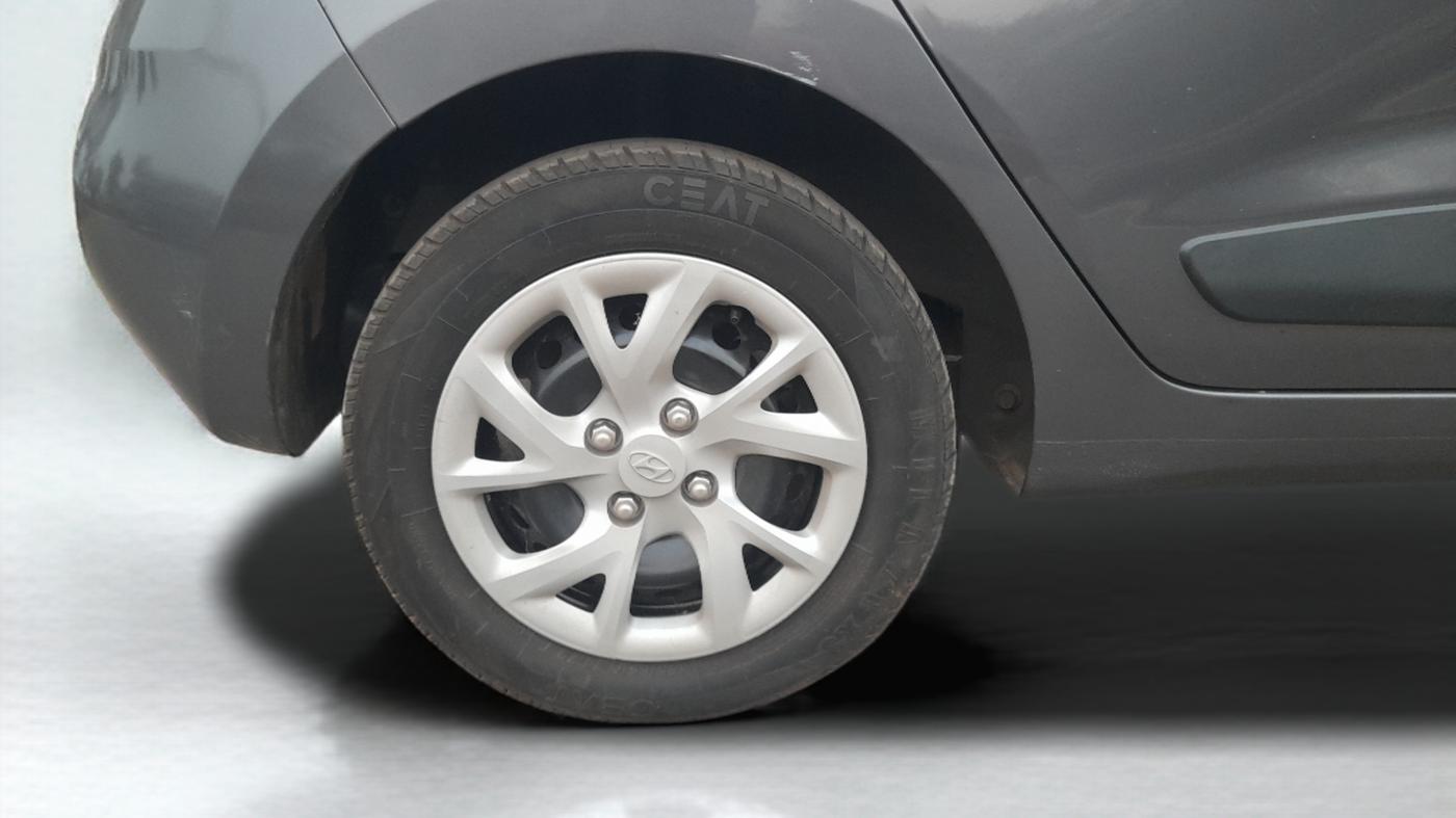 2019 Hyundai Grand i10 MAGNA 1.2 KAPPA VTVT, Petrol, Manual, 63,370 km, Right Rear Wheel