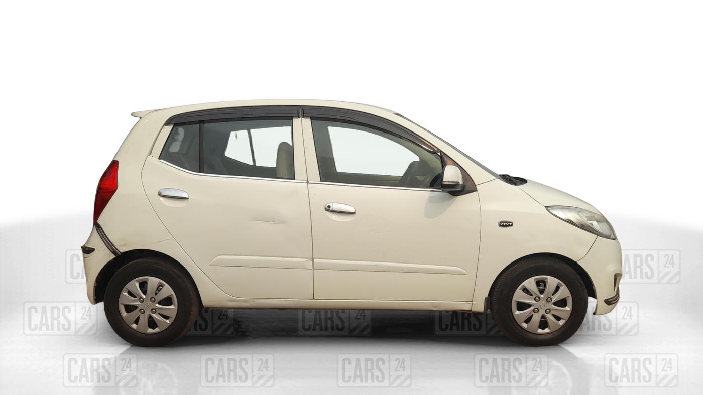 2011 Hyundai i10 SPORTZ 1.2, Petrol, Manual, 64,396 km, Right Side View