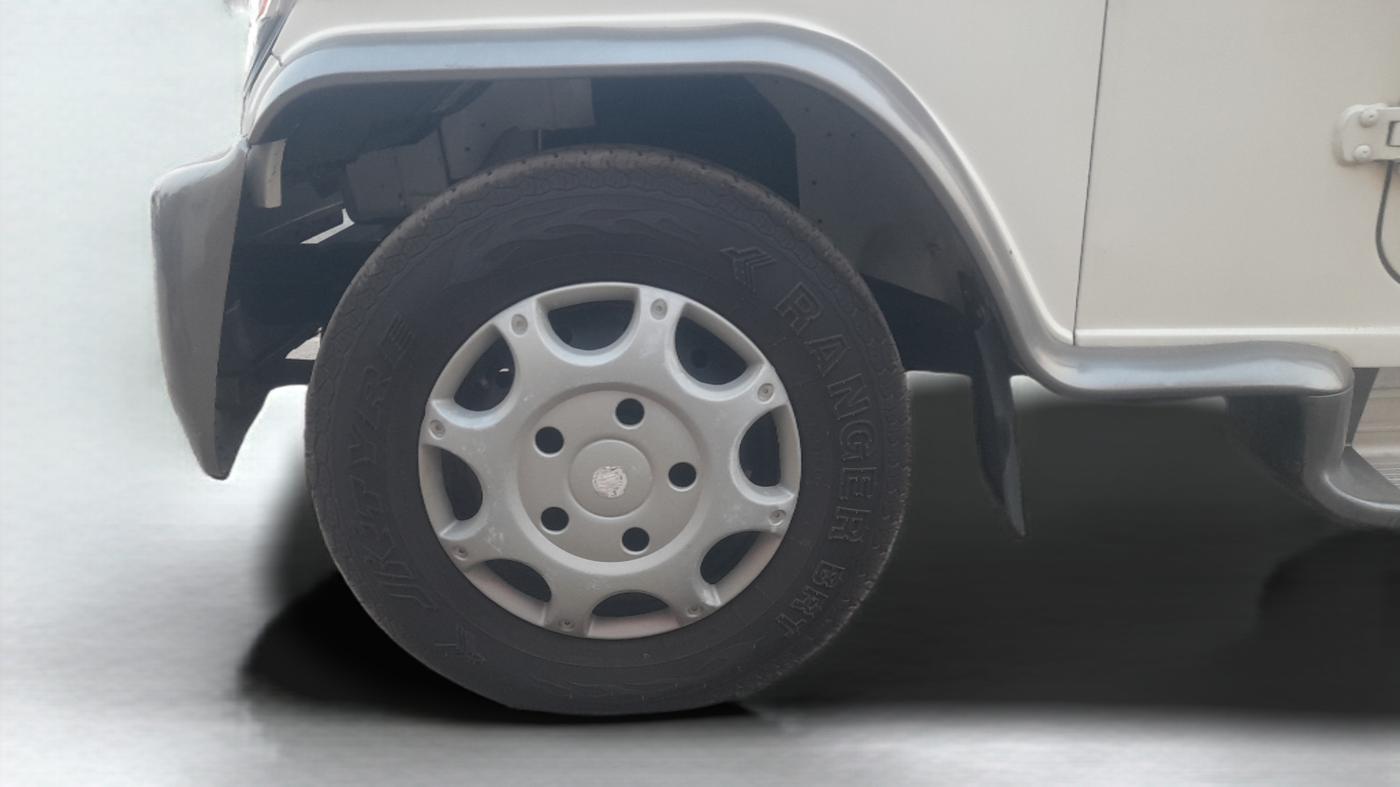 2010 Mahindra Bolero PLUS BS IV, Diesel, Manual, 1,90,775 km, Left Front Wheel