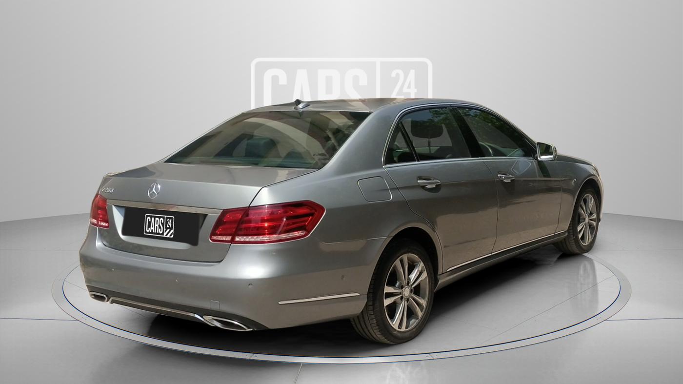 2013 Mercedes Benz E Class E 200 CGI, Petrol, Automatic, 79,000 km, Right Back Diagonal