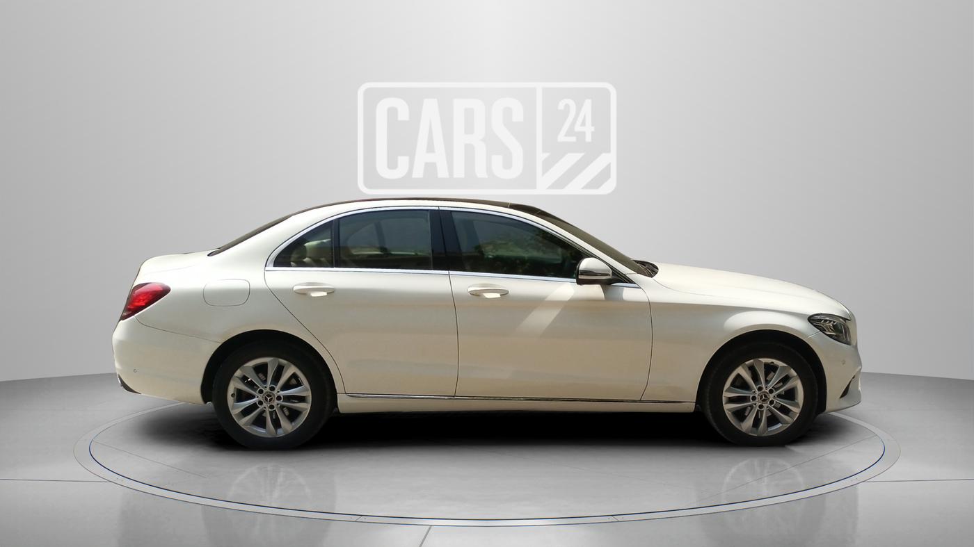 2018 Mercedes Benz C Class C 200 AVANTGARDE, Petrol, Automatic, 51,576 km, Right Side View