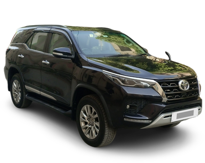 2022 Toyota Fortuner - Hatchback - Diesel - Automatic - ₹37.50 lakh