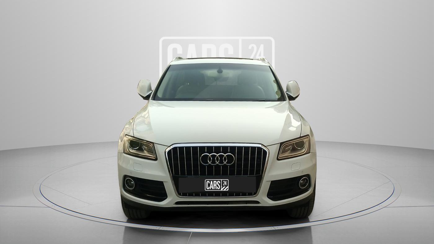 2014 Audi Q5 2.0 TDI QUATTRO, Diesel, Automatic, 1,05,127 km, Front