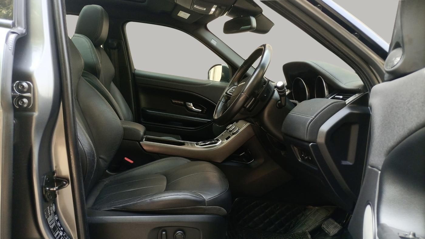2018 Landrover Range Rover Evoque 2.0 L TD4 SE, Diesel, Automatic, 37,800 km, Right Side Front Door Cabin