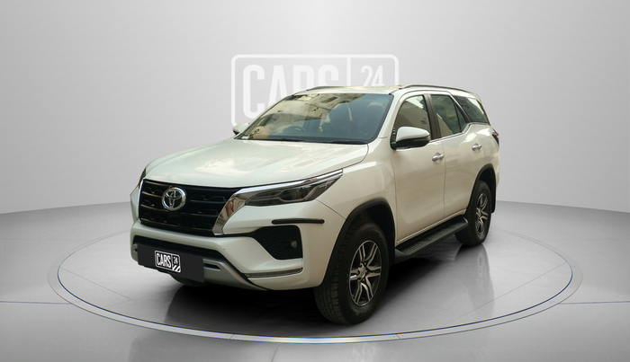 2023 Toyota Fortuner 4X2 AT 2.7 PETROL, Petrol, Automatic, 10,701 km, Left Front Diagonal