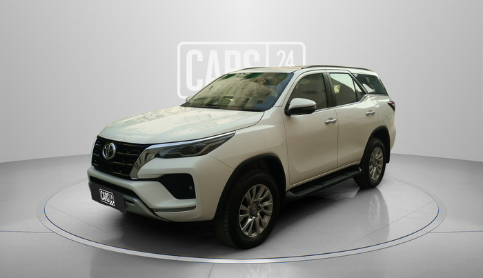2023 Toyota Fortuner 4X4 MT 2.8 DIESEL, Diesel, Manual, 9,500 km, Left Front Diagonal