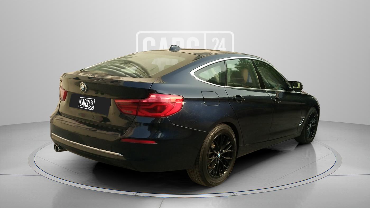 2017 BMW 3 Series  GT 320d Luxury Line, Diesel, Automatic, 27,500 km, Right Back Diagonal