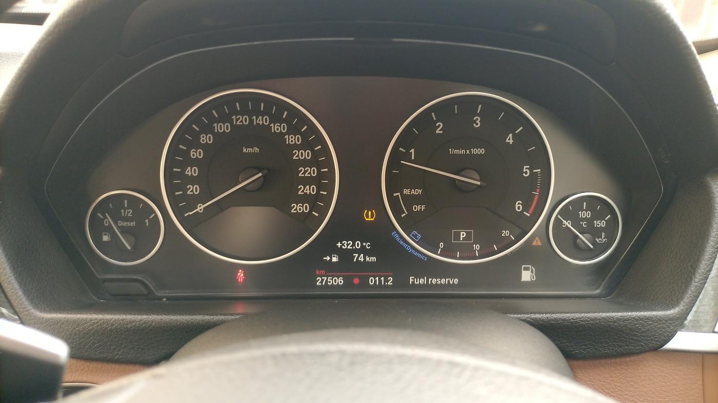 2017 BMW 3 Series  GT 320d Luxury Line, Diesel, Automatic, 27,500 km, Odometer Image