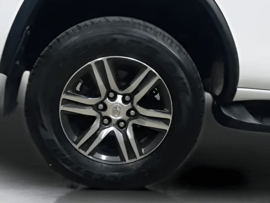 2021 Toyota Fortuner 4X2 AT 2.7 PETROL, Petrol, Automatic, 25,845 km, Right Rear Wheel