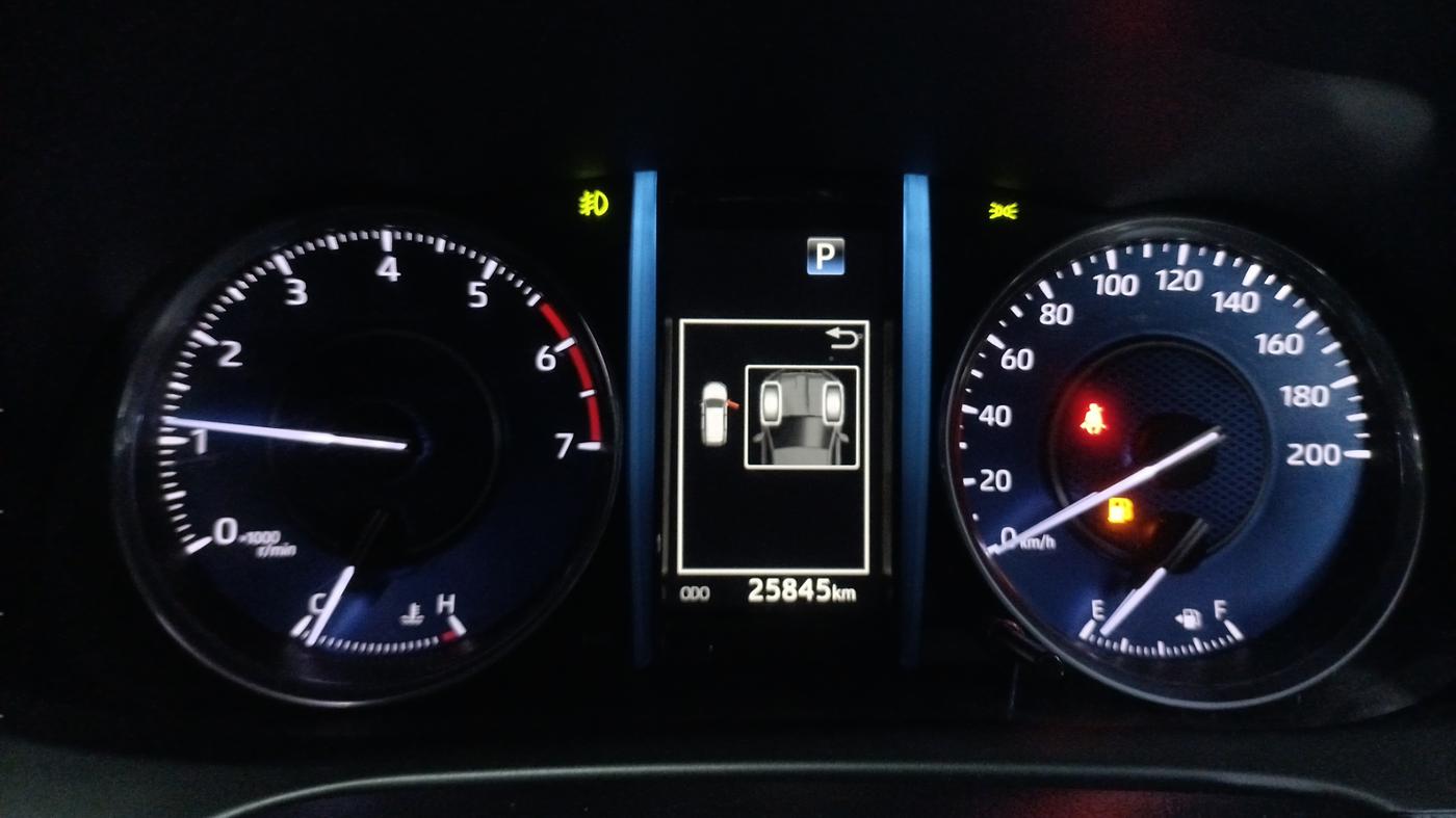 2021 Toyota Fortuner 4X2 AT 2.7 PETROL, Petrol, Automatic, 25,845 km, Odometer Image