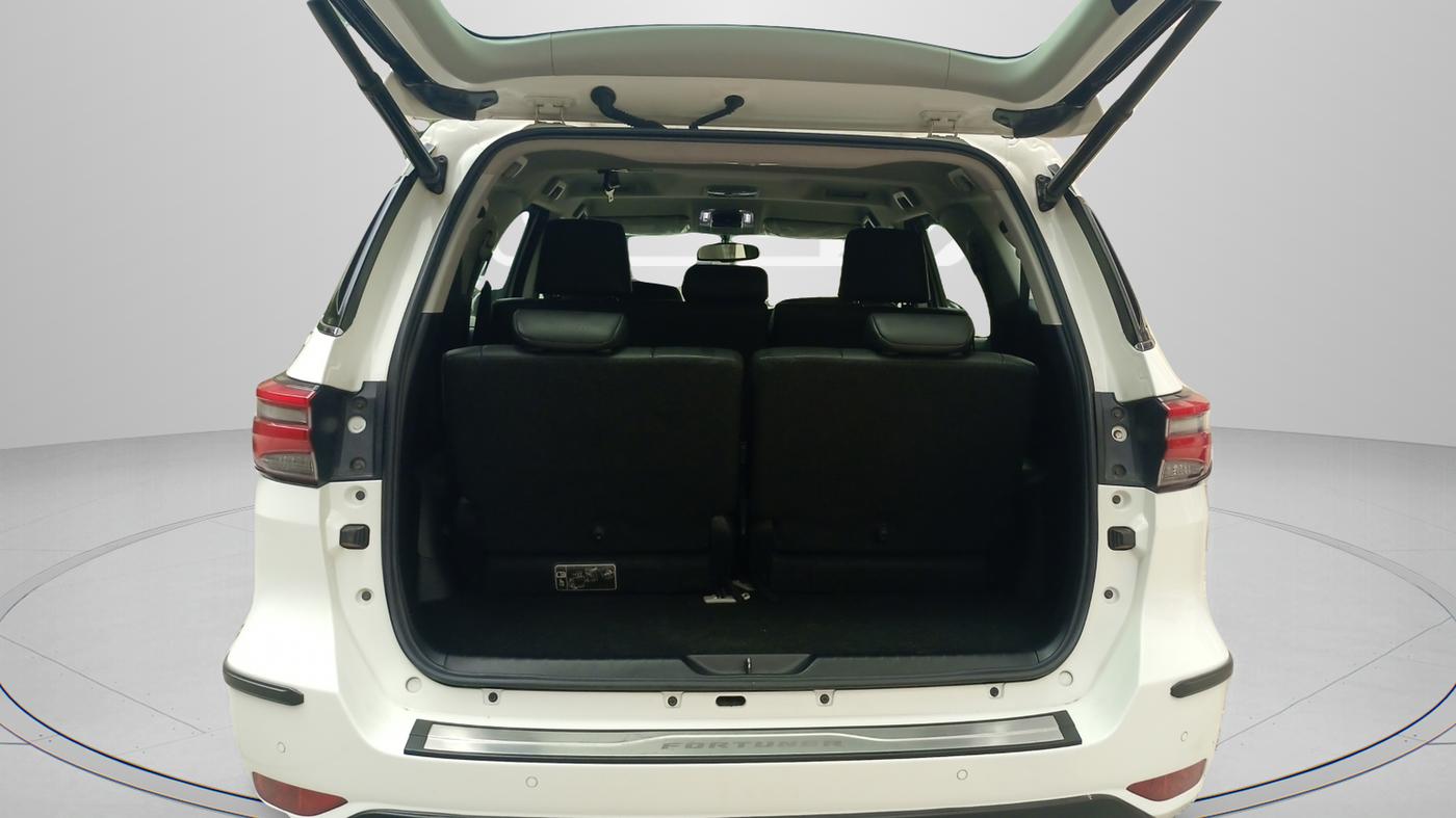2022 Toyota Fortuner 4X2 MT 2.8 DIESEL, Diesel, Manual, 36,700 km, Boot Inside