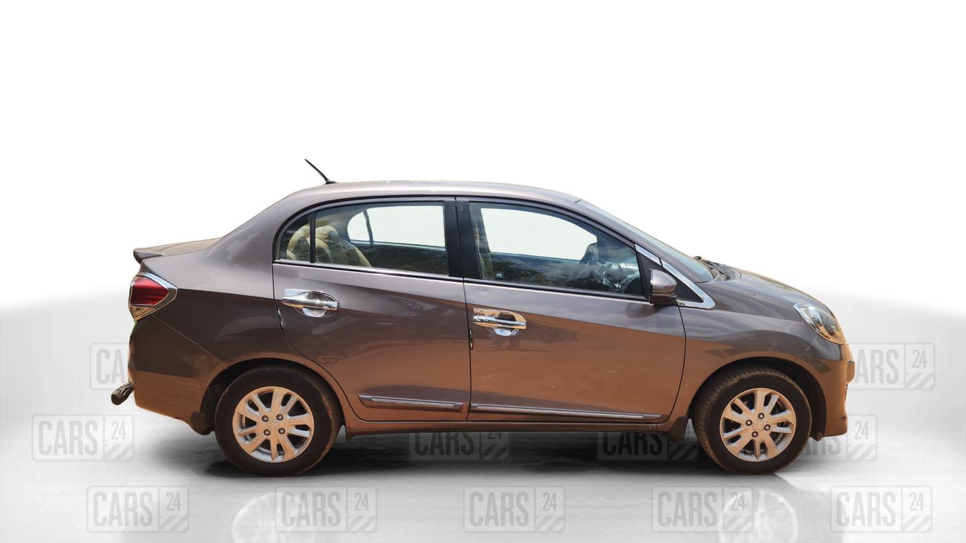 2015 Honda Amaze 1.5L I-DTEC VX, Diesel, Manual, 74,390 km, Right Side View