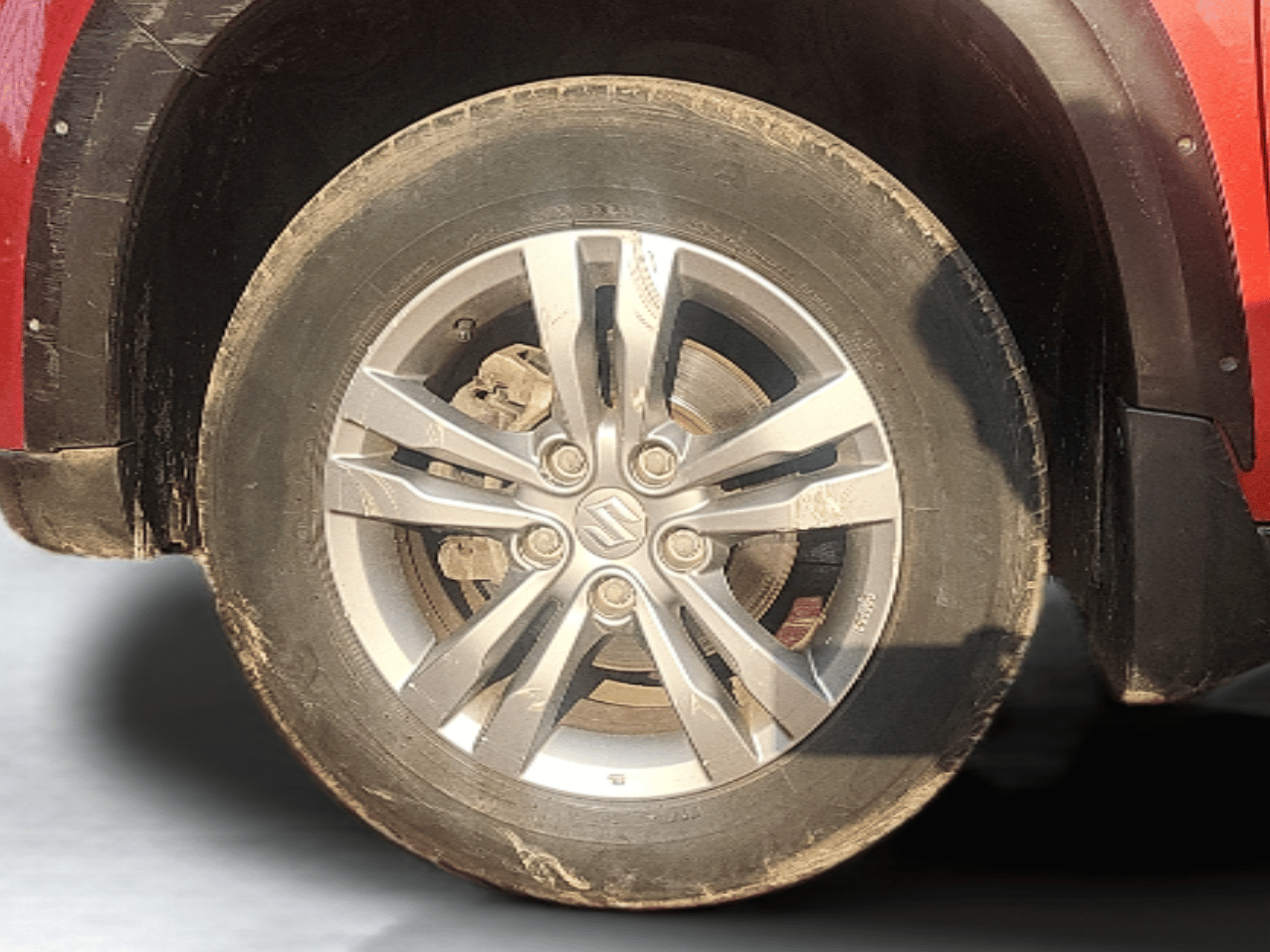 2016 Maruti Vitara Brezza ZDI PLUS, Diesel, Manual, 95,726 km, Left Front Wheel