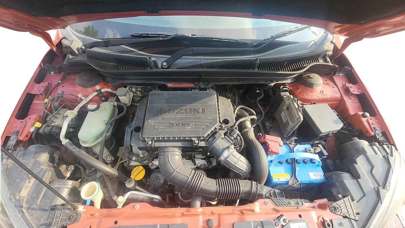 2016 Maruti Vitara Brezza ZDI PLUS, Diesel, Manual, 95,726 km, Open Bonnet