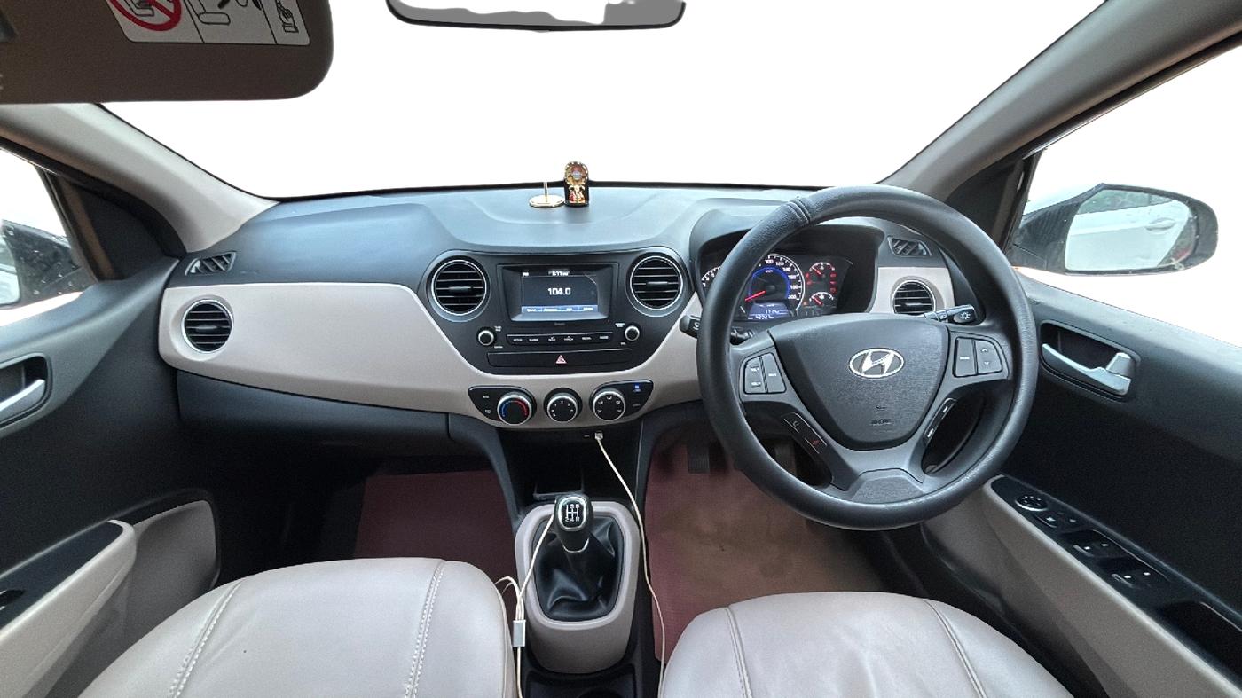 2017 Hyundai Grand i10 SPORTZ 1.2 KAPPA VTVT, Petrol, Manual, 42,027 km, Dashboard
