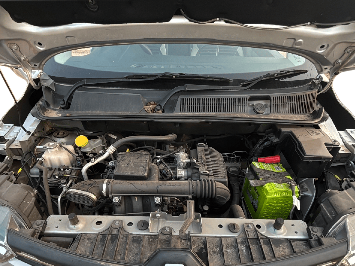 2021 Renault TRIBER RXL MT, Petrol, Manual, 36,239 km, Open Bonnet