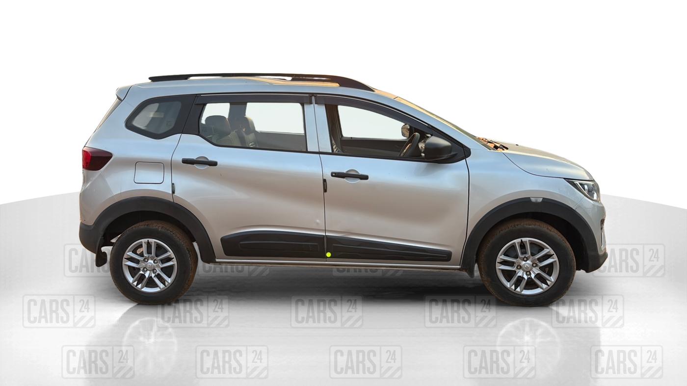 2021 Renault TRIBER RXL MT, Petrol, Manual, 36,239 km, Right Side View