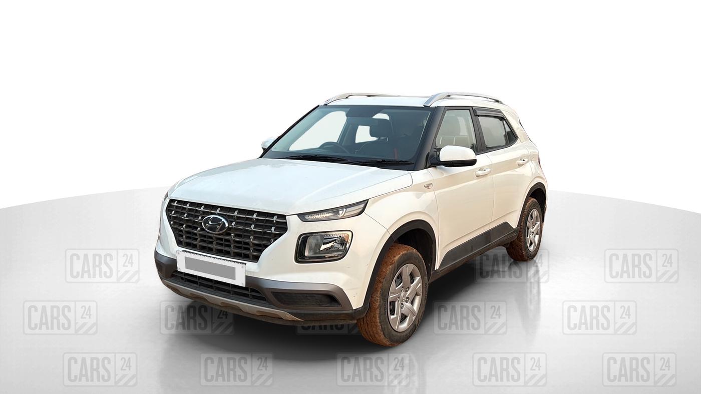 2021 Hyundai VENUE S 1.2, Petrol, Manual, 48,460 km, Left Front Diagonal