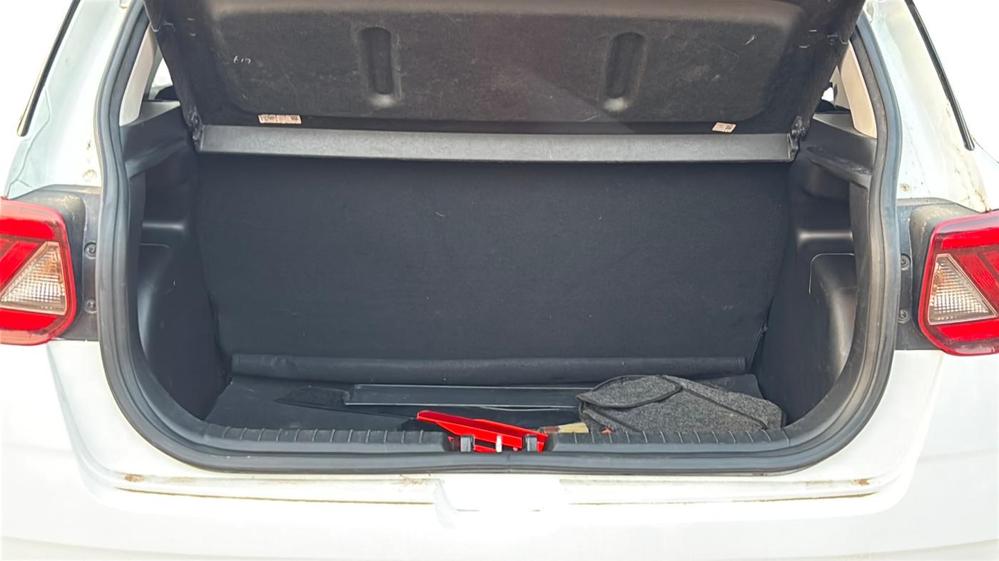 2021 Hyundai VENUE S 1.2, Petrol, Manual, 48,460 km, Boot Inside
