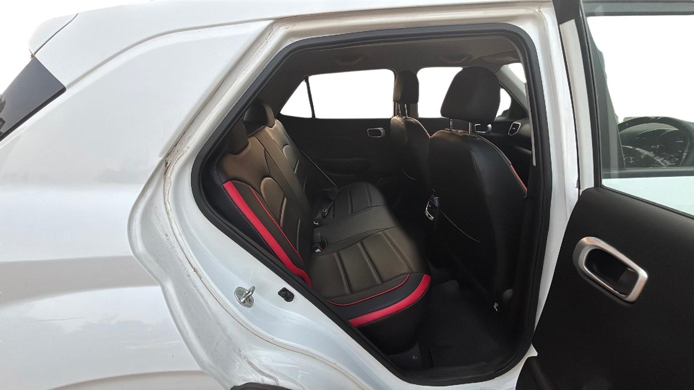 2021 Hyundai VENUE S 1.2, Petrol, Manual, 48,460 km, Right Side Rear Door Cabin