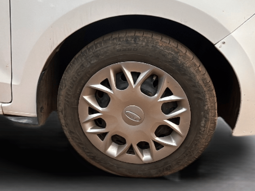 2016 Ford New Figo TREND 1.5L DIESEL, Diesel, Manual, 90,896 km, Right Front Wheel