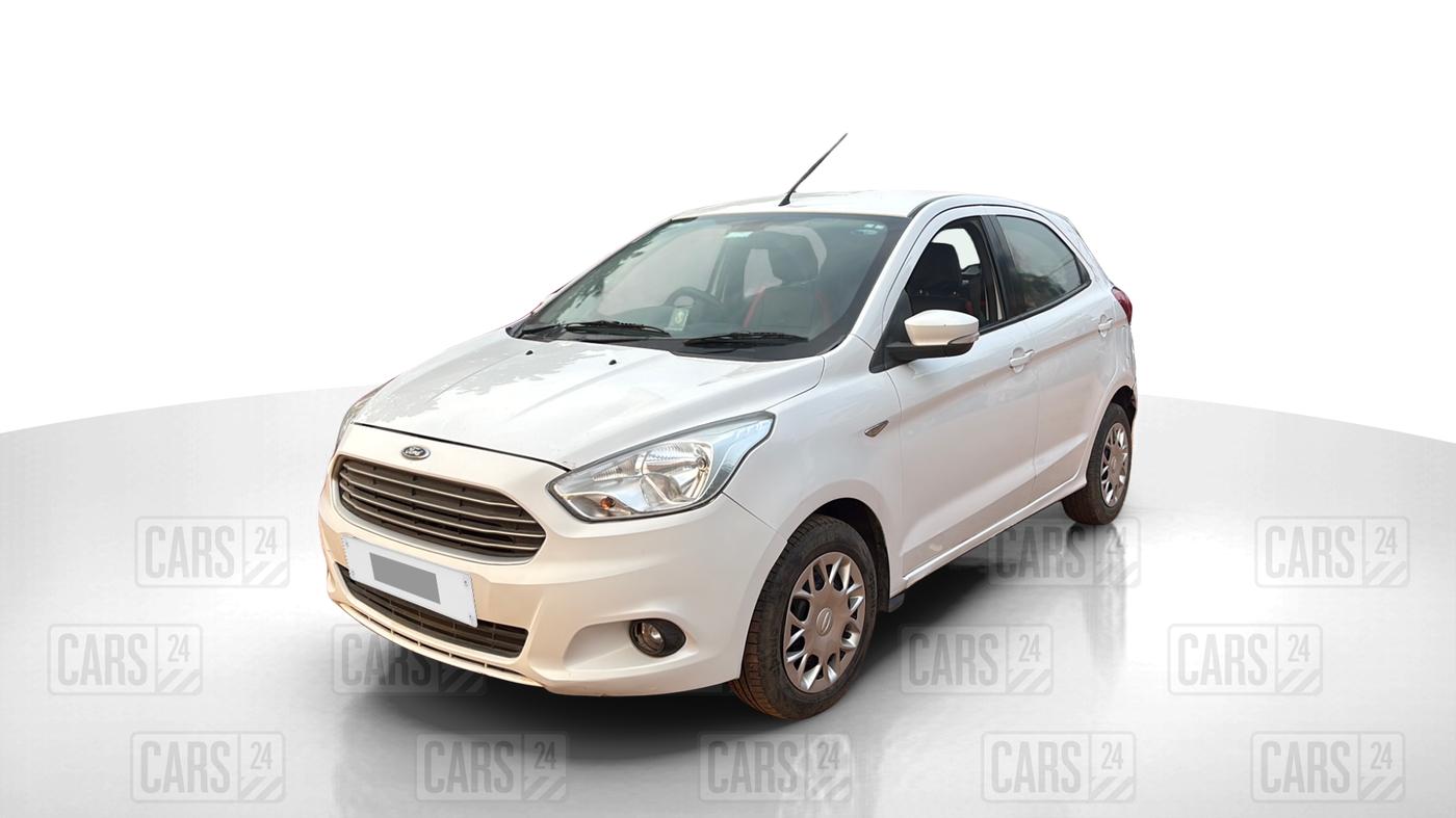 2016 Ford New Figo TREND 1.5L DIESEL, Diesel, Manual, 90,896 km, Left Front Diagonal