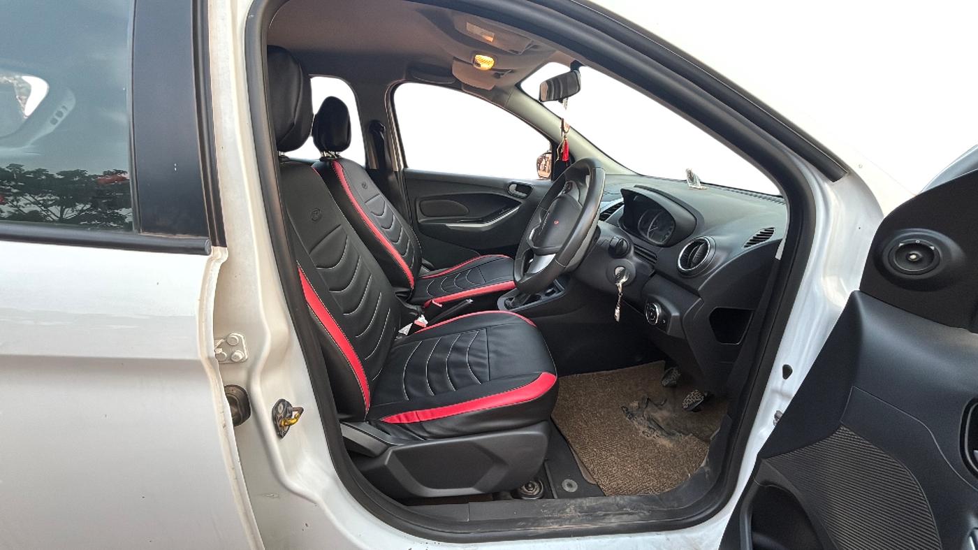 2016 Ford New Figo TREND 1.5L DIESEL, Diesel, Manual, 90,896 km, Right Side Front Door Cabin