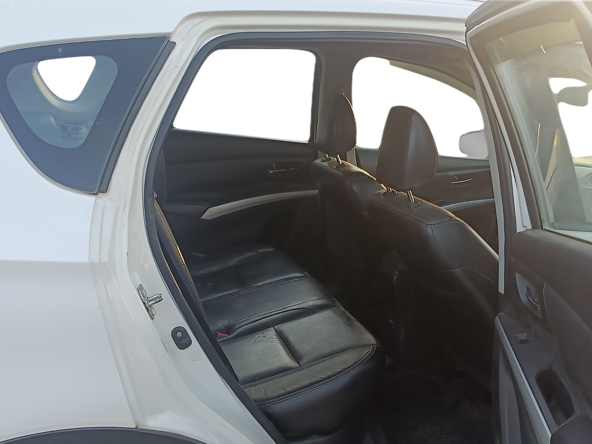 2015 Maruti S Cross ALPHA 1.6, Diesel, Manual, 84,446 km, Right Side Rear Door Cabin